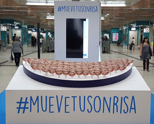 Mueve tu sonrisa – Invisalign